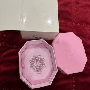 Swarovski Millenia Hair Clip, Pear Cut Crystals, White, Rhodium Plated